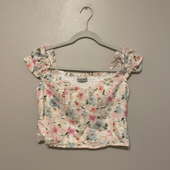 Clearance Item - Abercrombie & Fitch Off the Shoulder Ruffle Sleeve Top - Picture 4 of 6